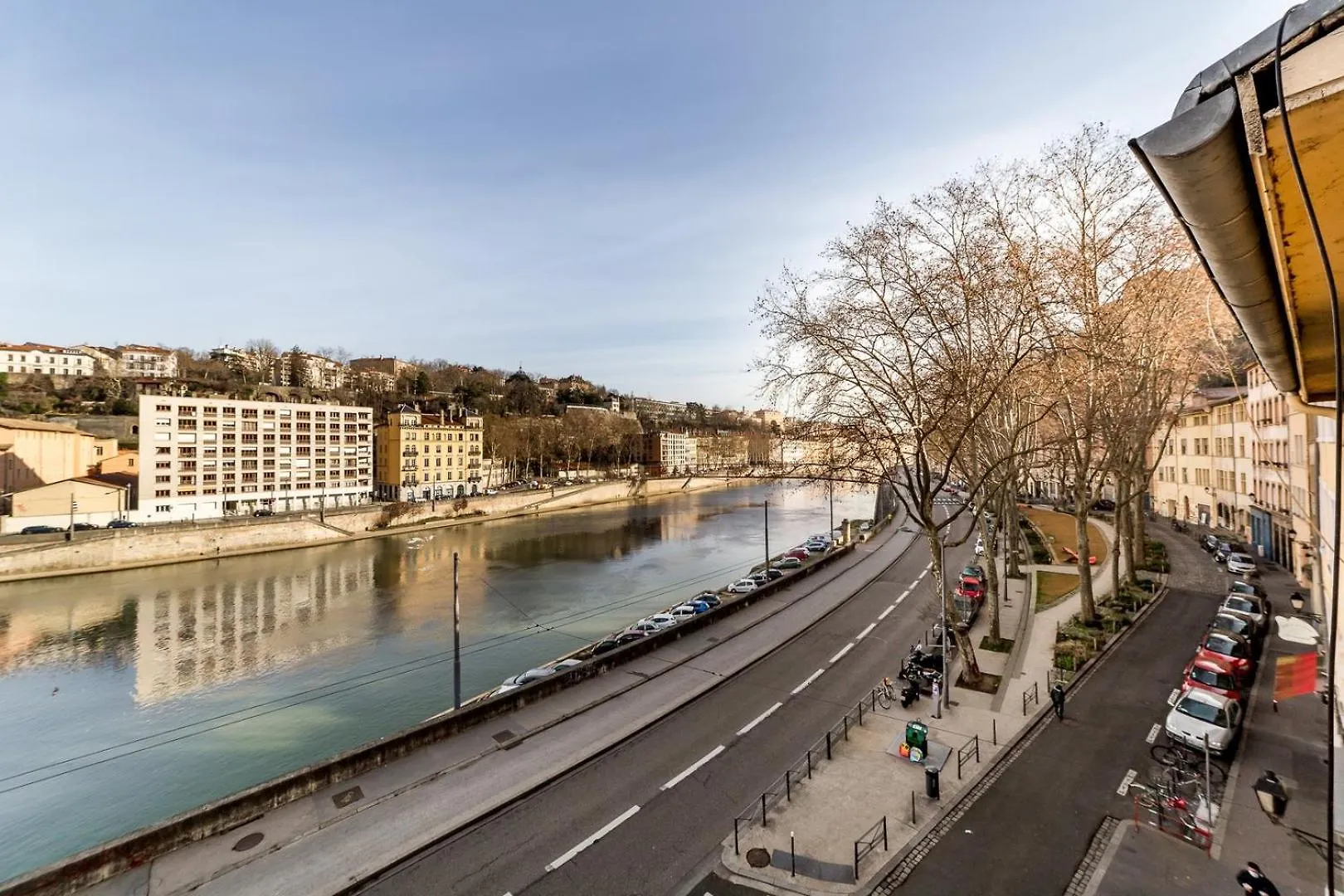 Loft Mezzanine Vue Incroyable Saone Apartment Lyon France
